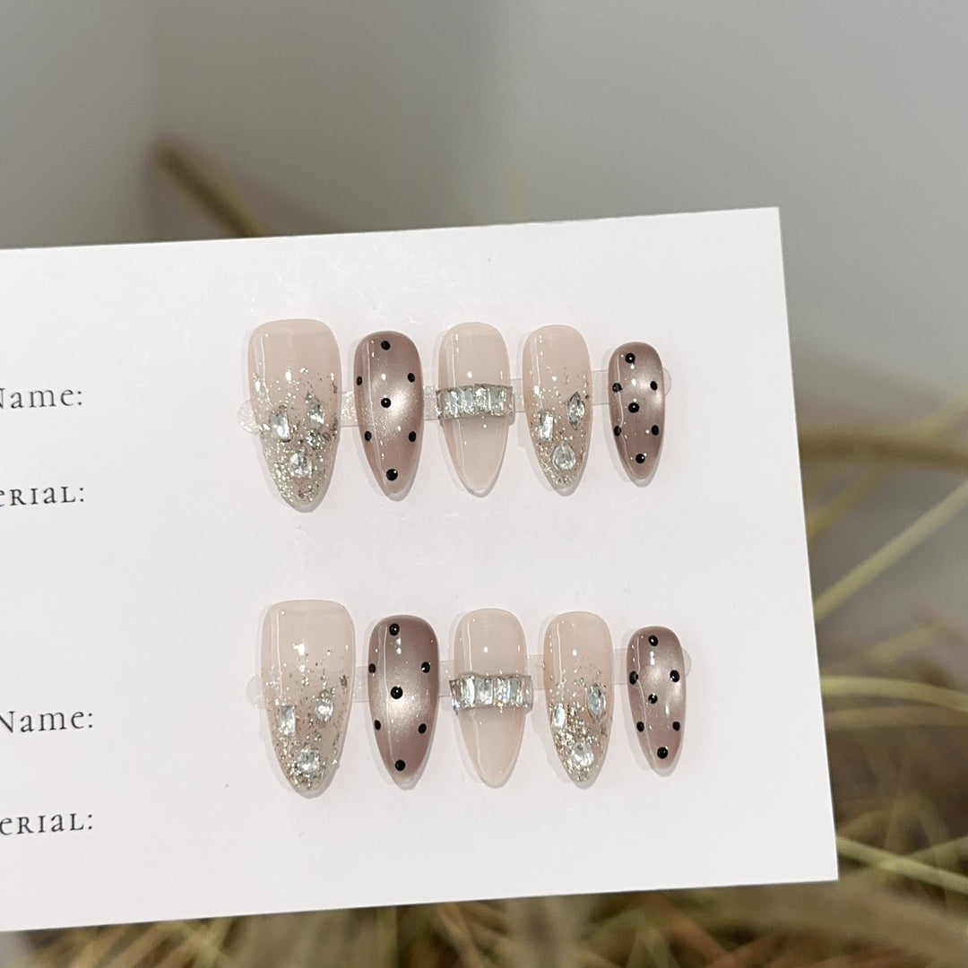 Glamorous Decorative Nail Art Set