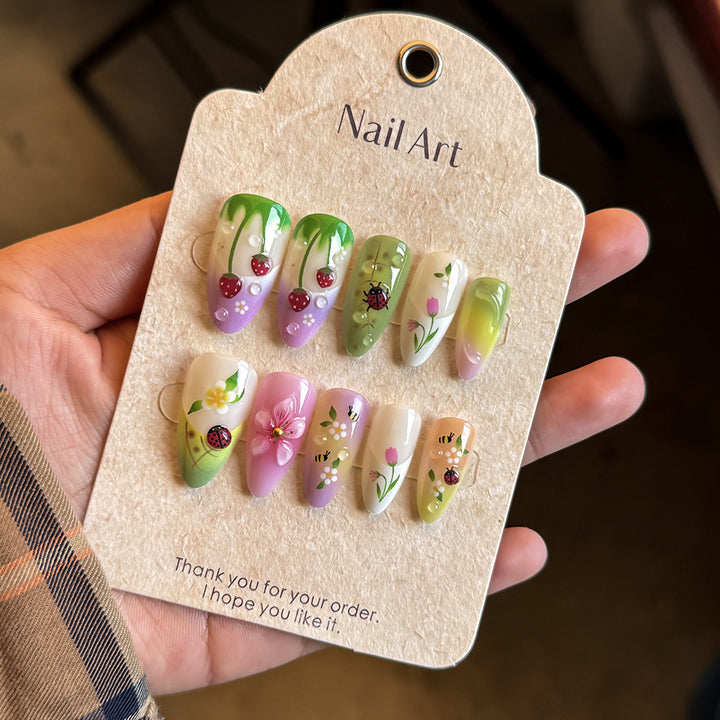 Artistic Floral-Themed Press-On Nails Kalsten