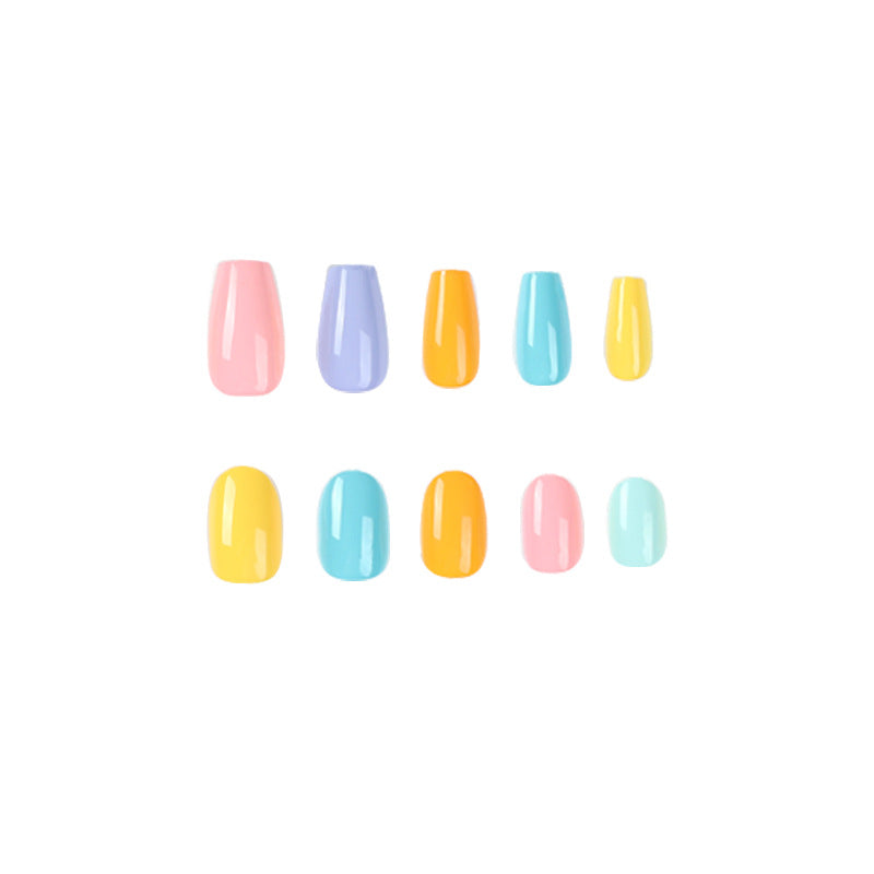 Artificial nail art with colorful designs Kalsten