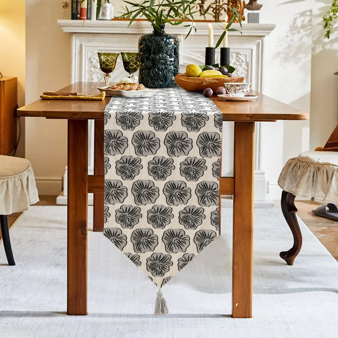 Woven double-sided linen table runner with tassels and hand-drawn swallow print Kalsten