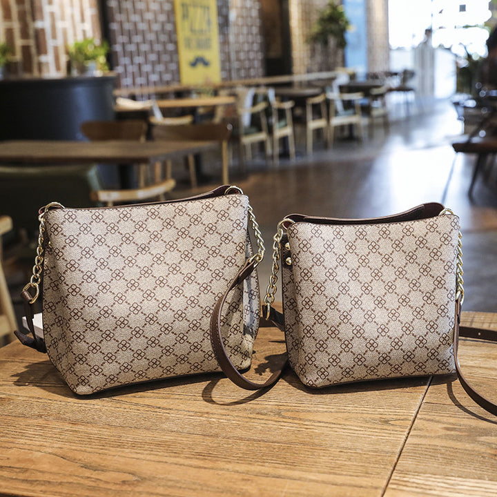 Chic Textured Crossbody Bag