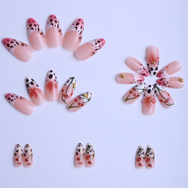 Artificial Nails in Exquisite Floral Design Kalsten