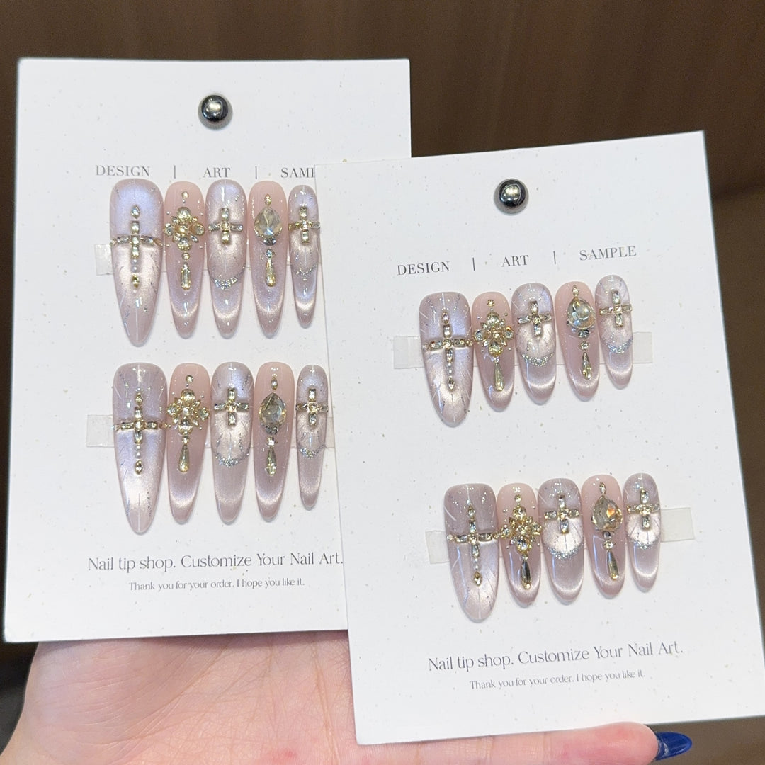 Artificial nails with elegant rhinestone and glitter details Kalsten