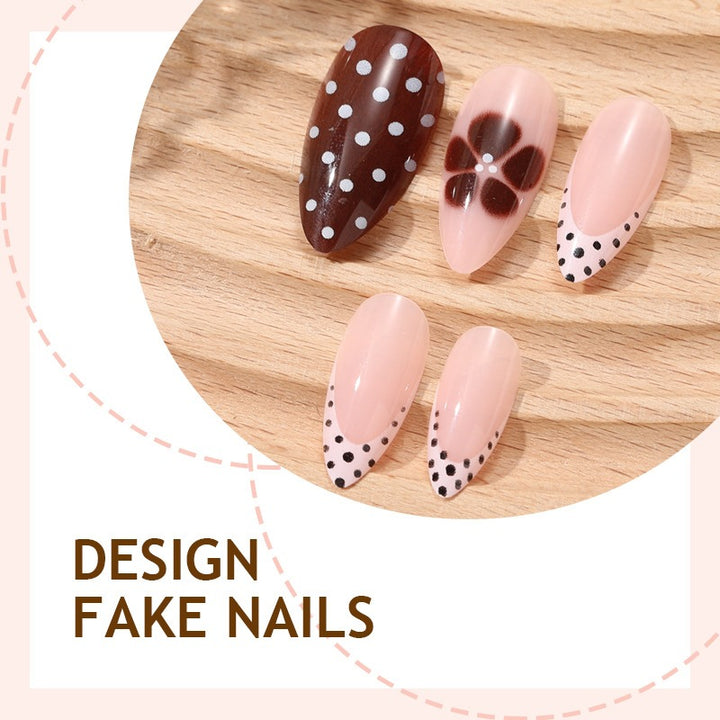 Nail set with elegant dot and flower design Kalsten