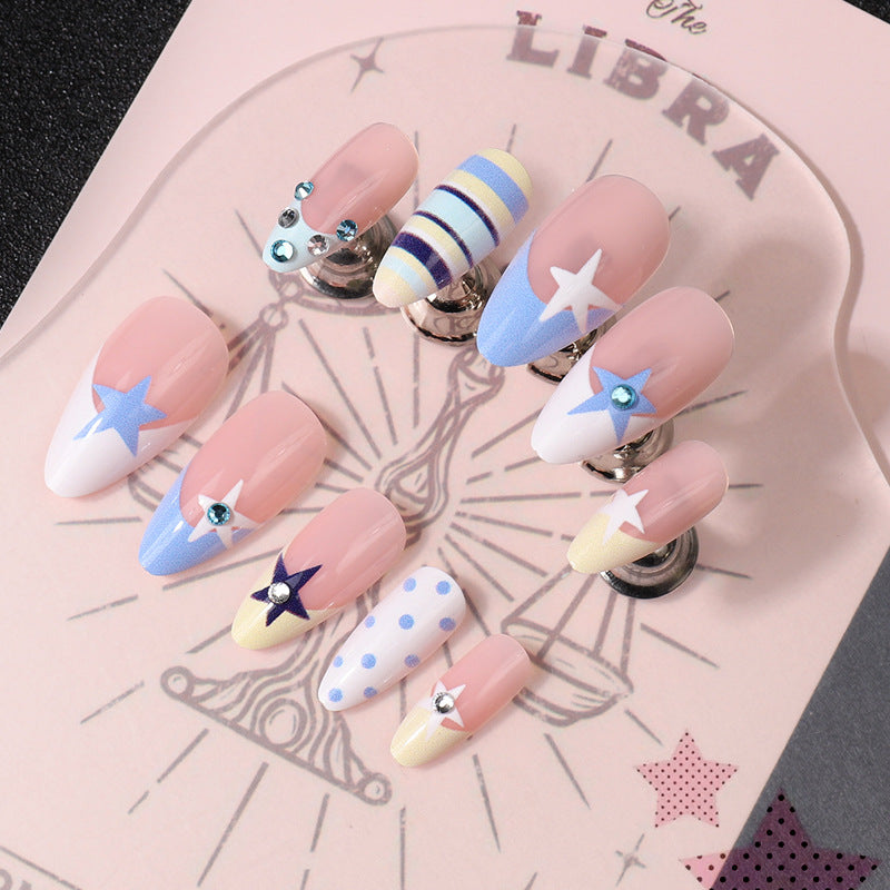 Starry-Themed Press-On Nail Art Kalsten