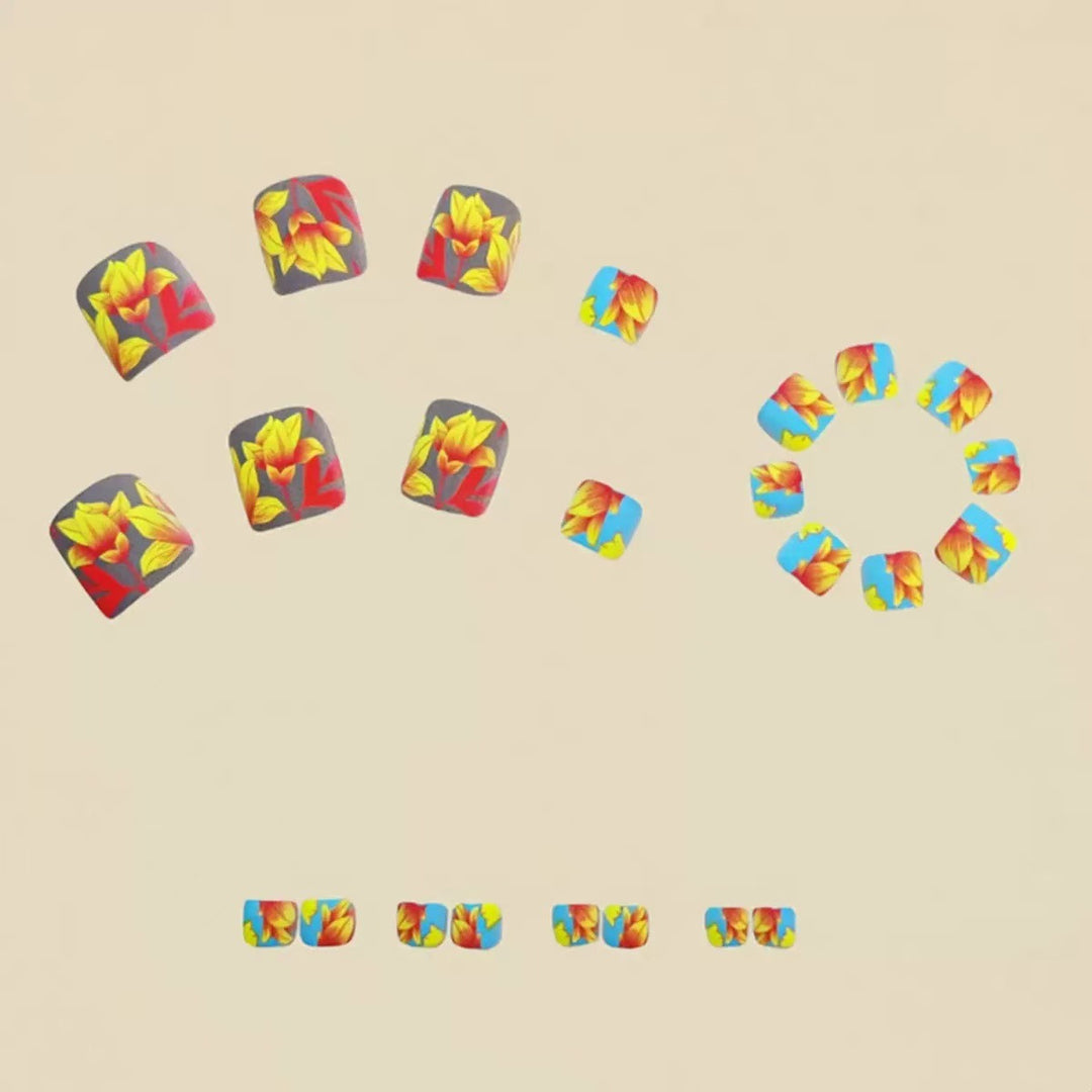 Nail art set with exotic floral design Kalsten