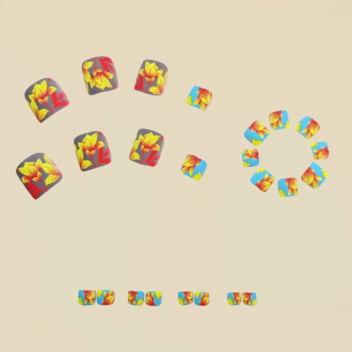 Nail art set with exotic floral design Kalsten