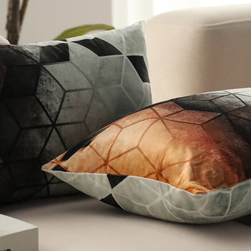 Rectangular decorative cushion cover with geometric cube pattern and soft microfiber Kalsten