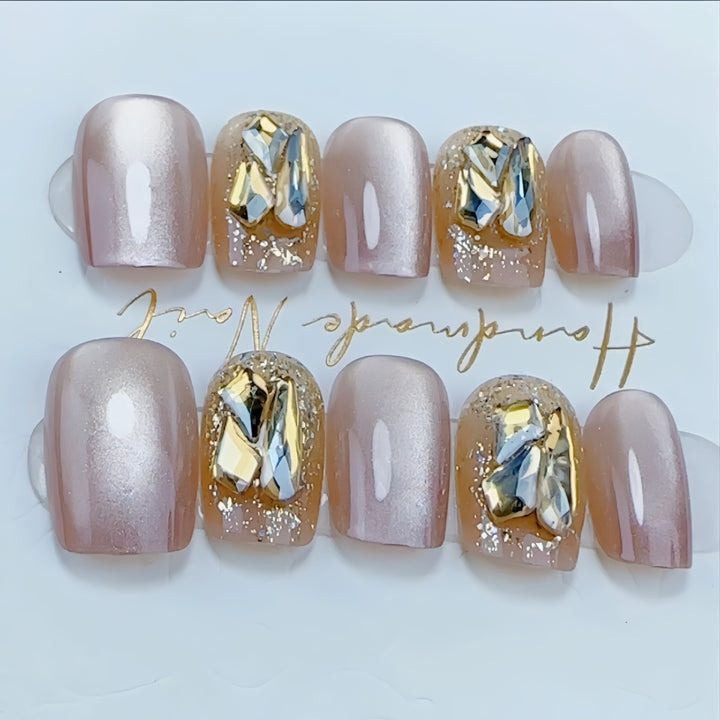 Handmade Decorative Nail Set Kalsten