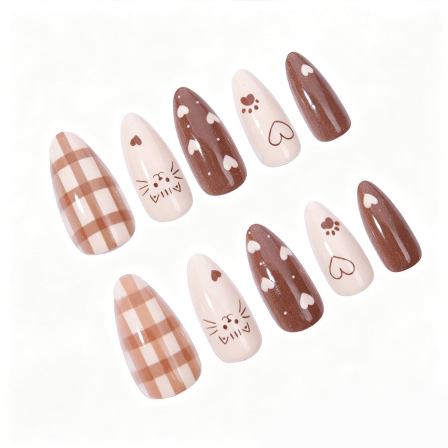 Nail art set with playful animal and heart design Kalsten