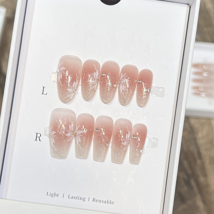 Elegant Floral-Inspired Press-On Nail Set Kalsten