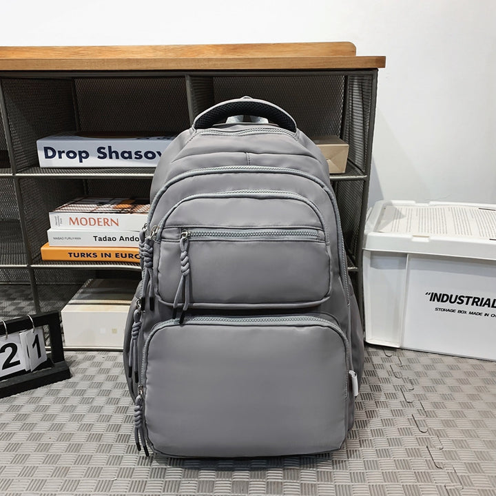 Leisure backpack with multiple compartments and ergonomic carrying system Kalsten