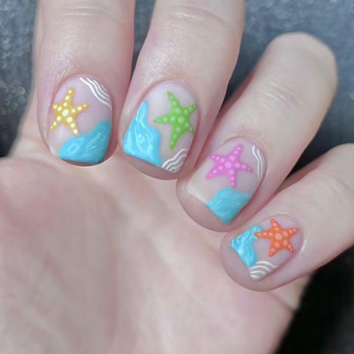 Artistic Beach-Themed Nail Art Kalsten