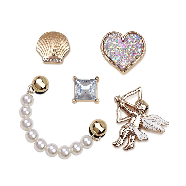 WoHeart-Shaped Decorative Ear Cuff Kalsten