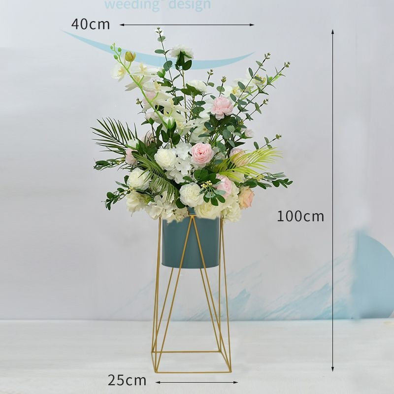 Modern Floral Arrangement