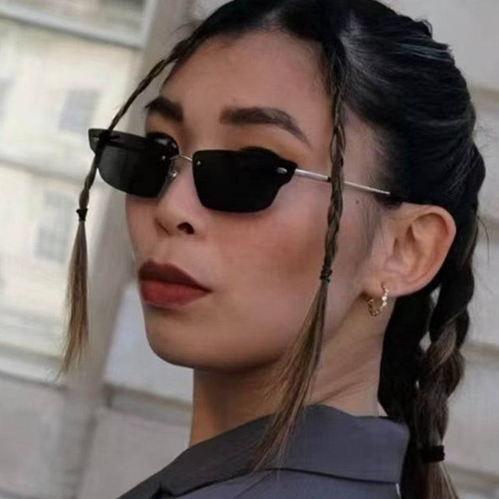 Women's geometric sunglasses with delicate frame and transparent lenses Kalsten
