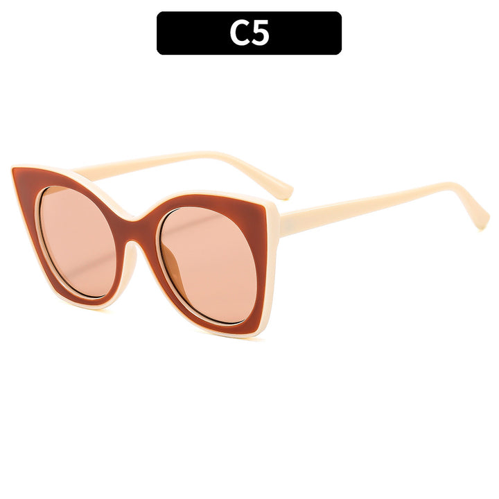 Fashion-Forward Geometric Cat-Eye Sunglasses