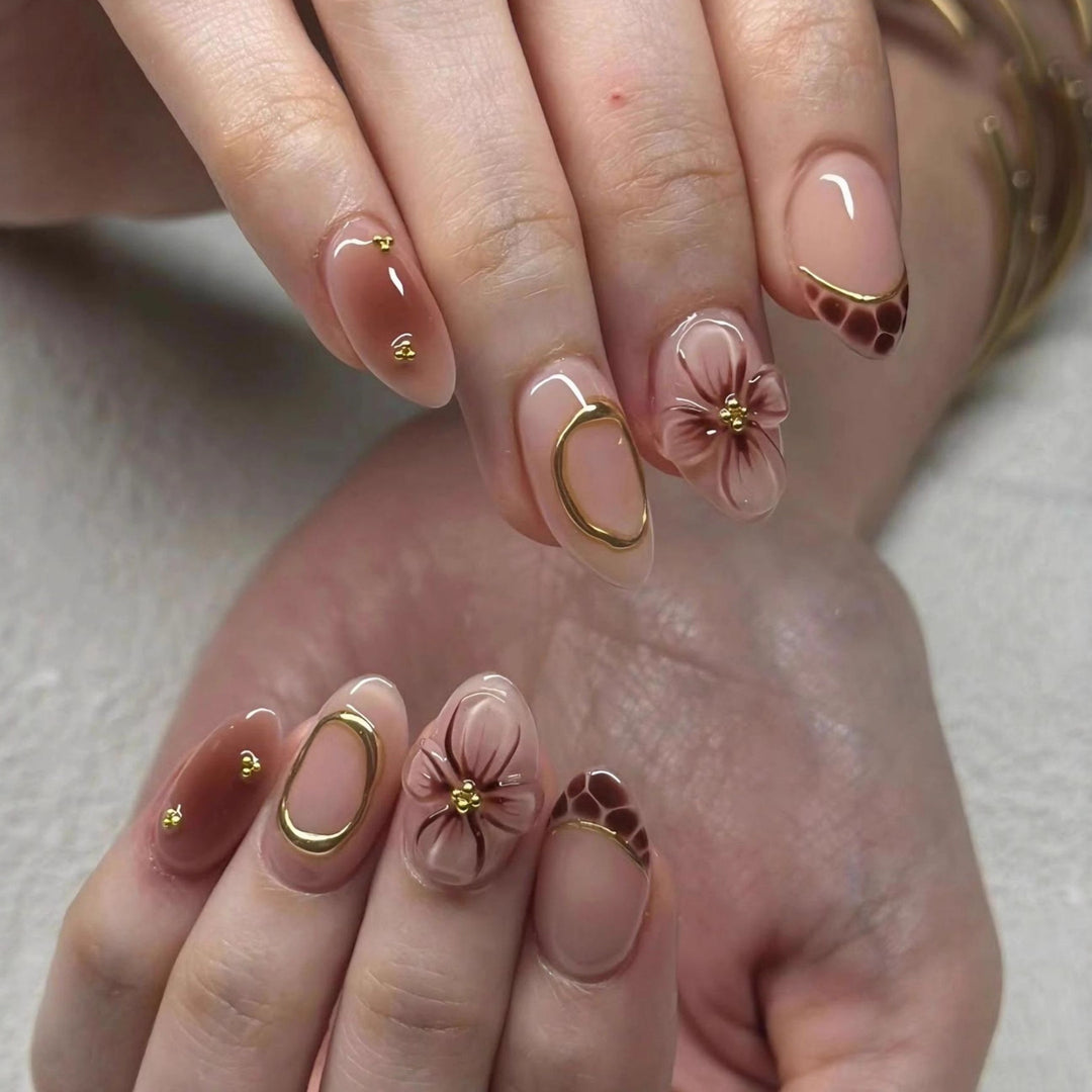 Exclusive nail art creation Kalsten