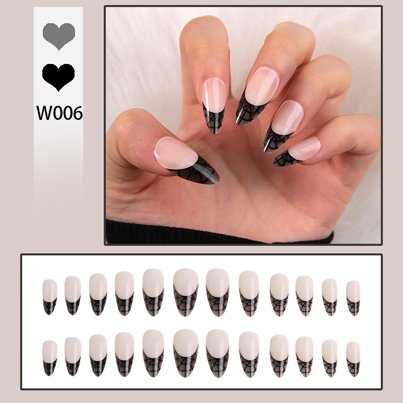 Artful nail tips with elegant spider web pattern Kalsten