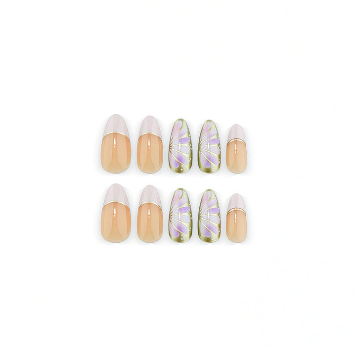 Artificial nails with luxurious gold edge and filigree design Kalsten