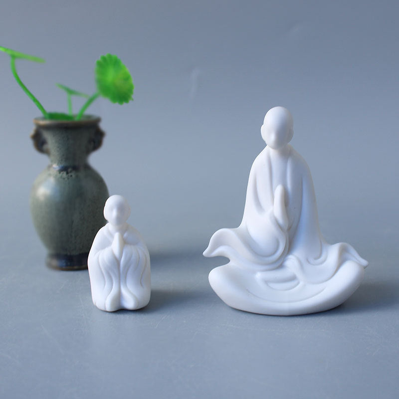 Decorative porcelain figure Kalsten