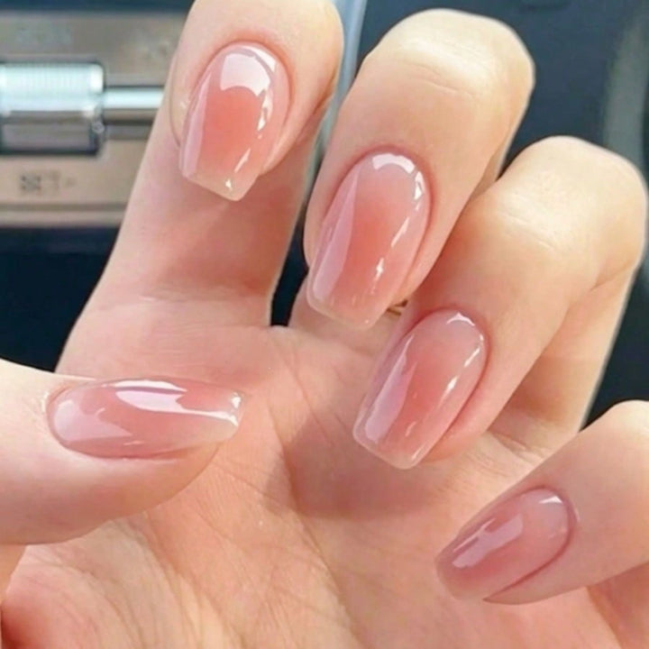 Artificial nail set with elegant high gloss and natural finish Kalsten