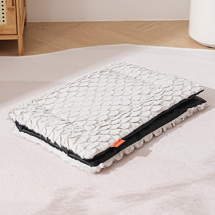 Cozy Textured  Blanket   Dog Bed