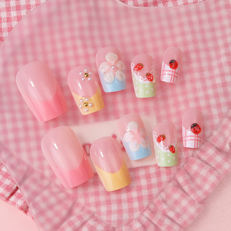 Floral Press-On Nail Art Set Kalsten