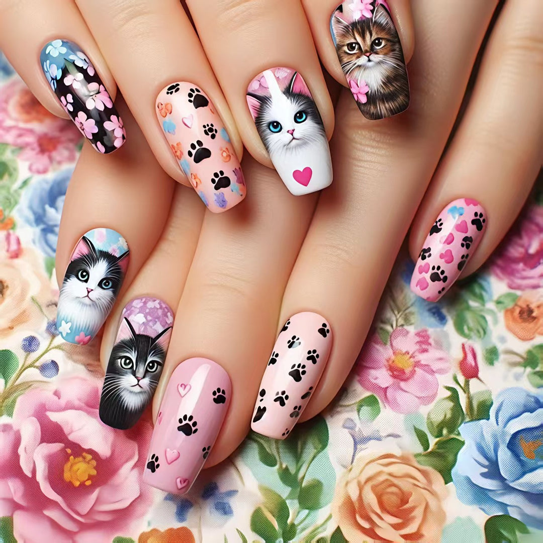 Creative artificial nails with playful cat pattern Kalsten