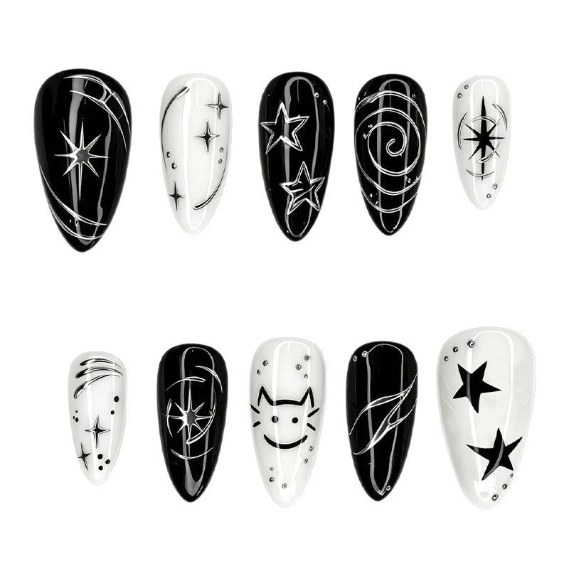 Nail art set with creative star motifs and sparkling accents Kalsten