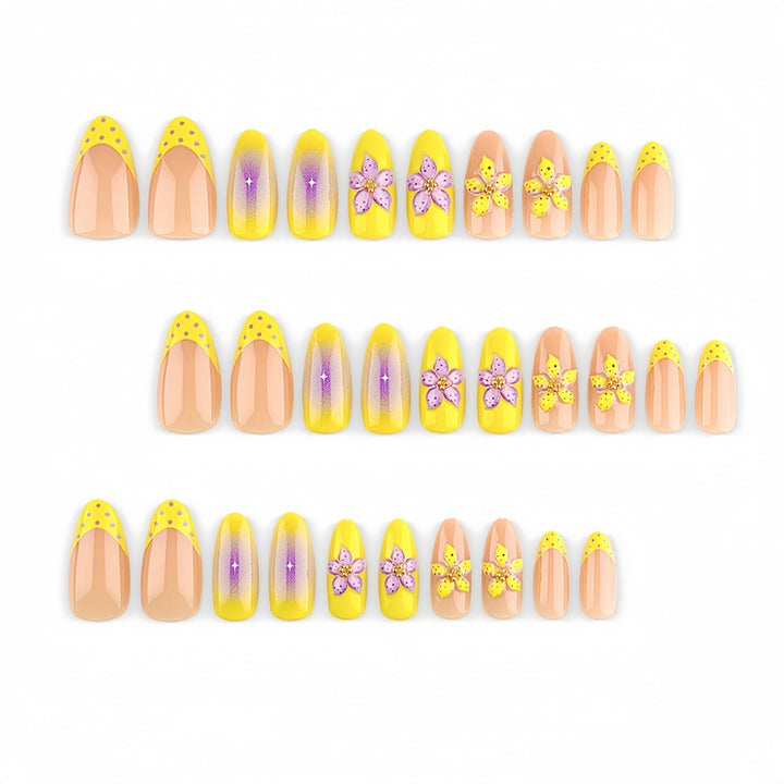 Art nails with floral 3D design Kalsten
