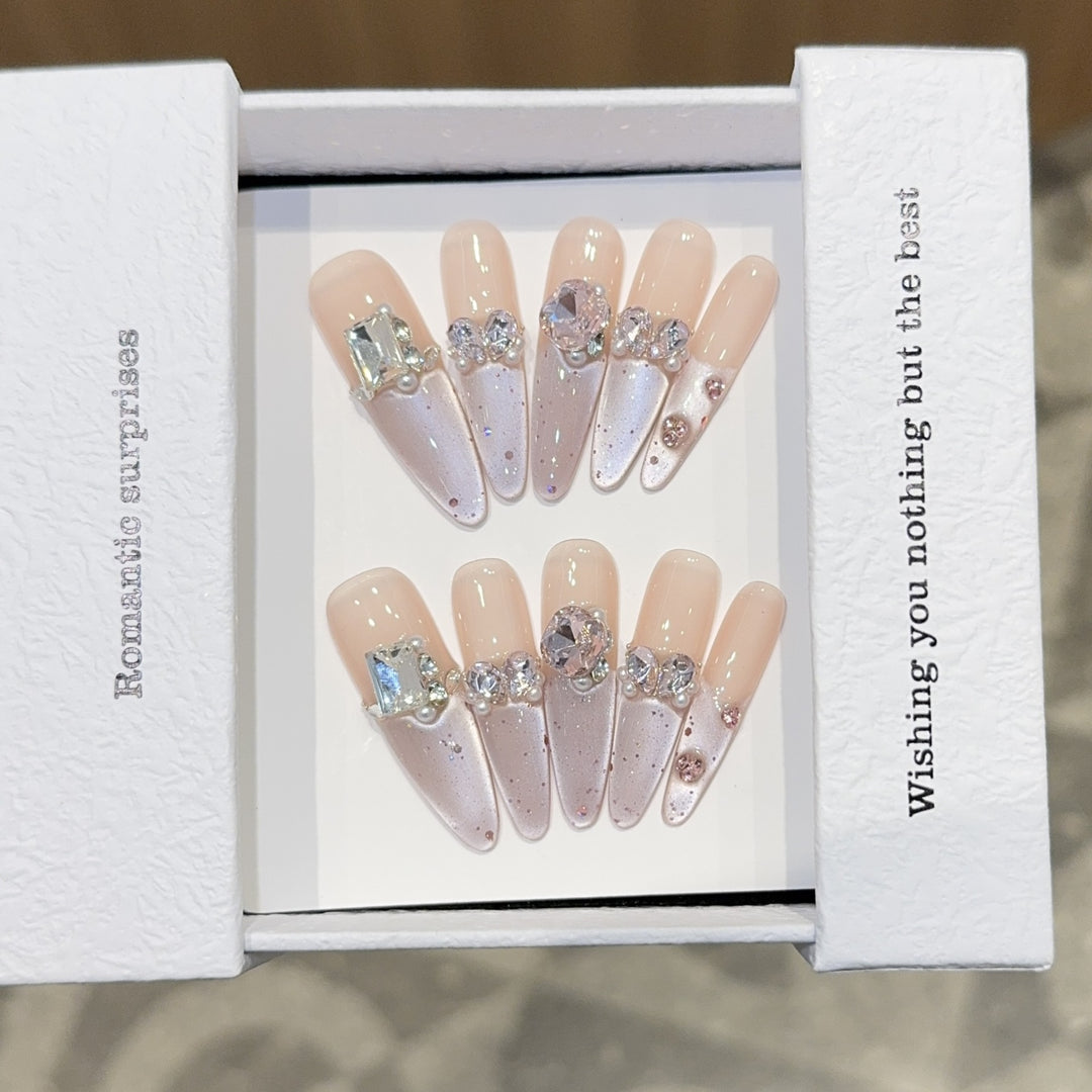 Romantic artificial nails with glitter decoration Kalsten