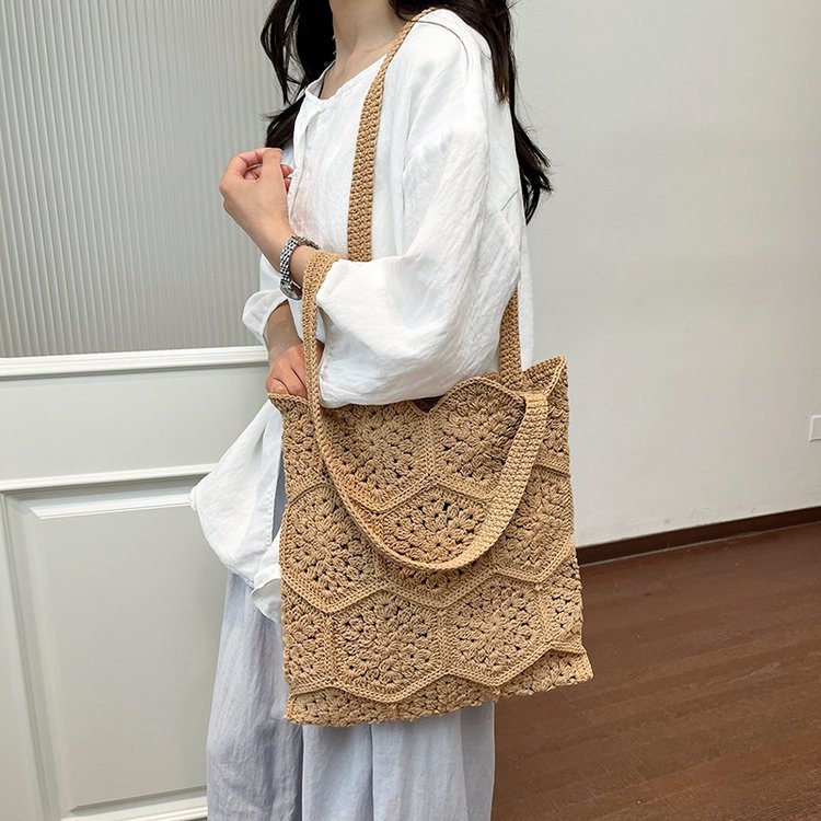 Handwoven shopping bag with unique hexagon pattern Kalsten