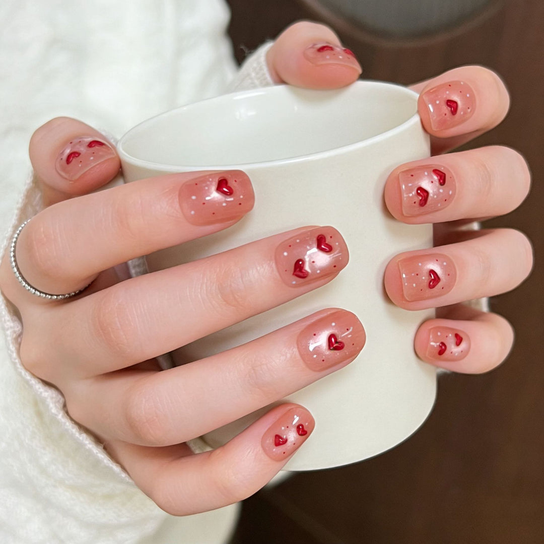 Innovative Heart-Themed Adhesive Nail Art Kalsten