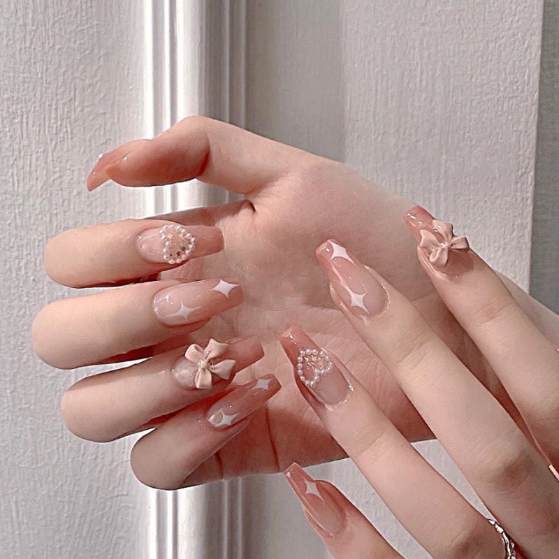 Artistic Sculpted Press-On Nails Kalsten
