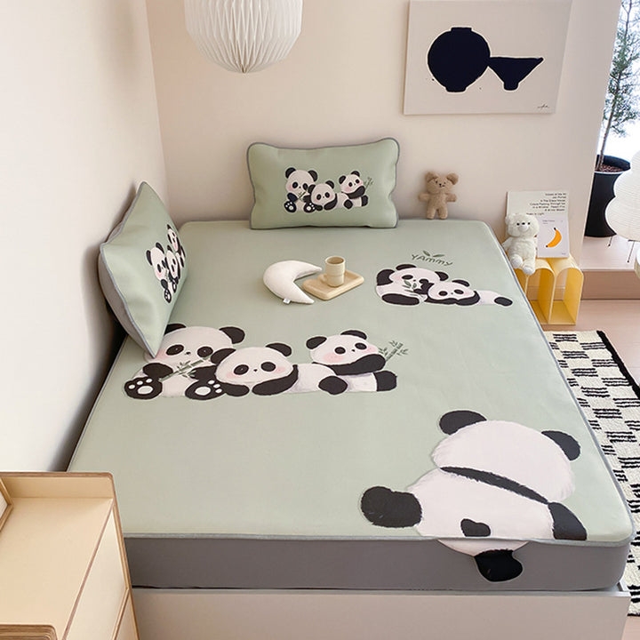 Kids bedding set with monster print, fitted sheet and decorative cushion made of soft microfiber