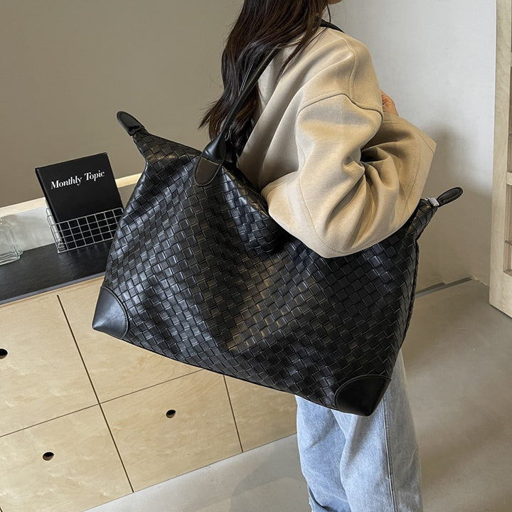 Handcrafted ven Leather Weekend Bag Kalsten