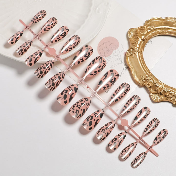 Artistic Almond-Shaped Press-On Nails Kalsten