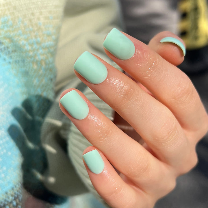 Matt lacquered nail art Kalsten