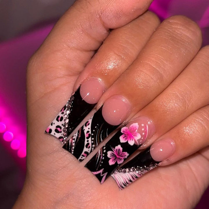 Decorative Long Press-On Nail Extensions Kalsten