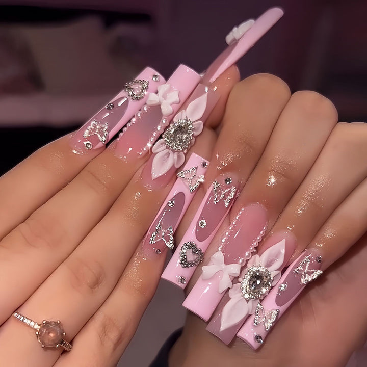 Decorative Press-On Nail Set Kalsten