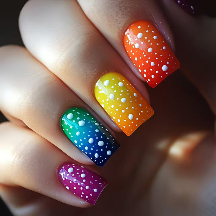 Artificial nails in spectacular ombre design Kalsten