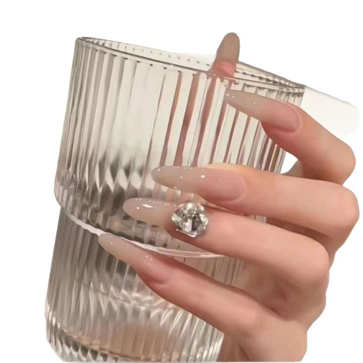 Artful nail designs with cat motif Kalsten
