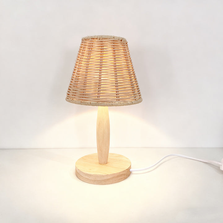 Woven Table Lamp Kalsten