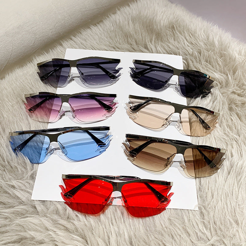 Women futuristic sunglasses with distinctive design Kalsten