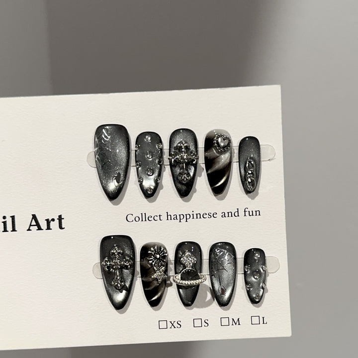 Gothic-Themed Press-On Nail Art Set
