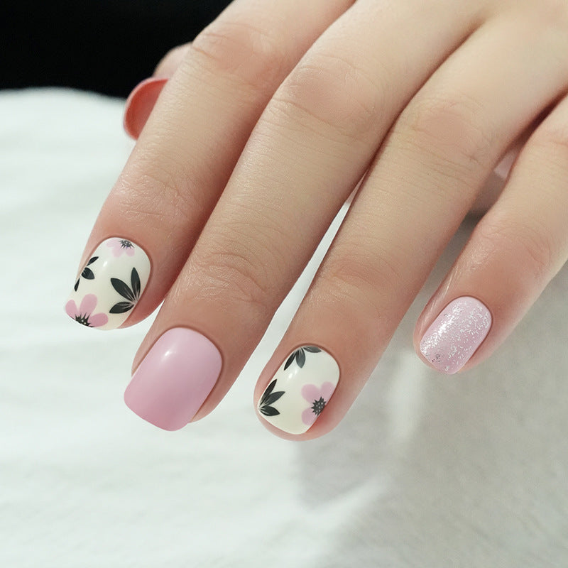 Festive Holiday Themed Press-On Nails