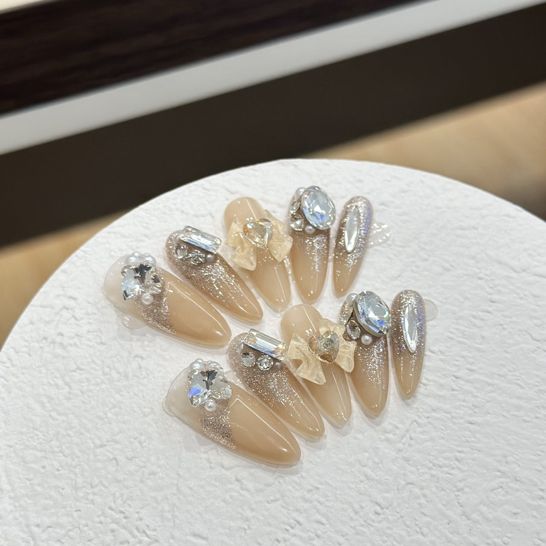 Stylish Decorative Press-On Nail Art Set