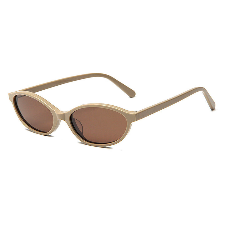 Women's sunglasses in fashionable vintage style with ergonomic frame Kalsten