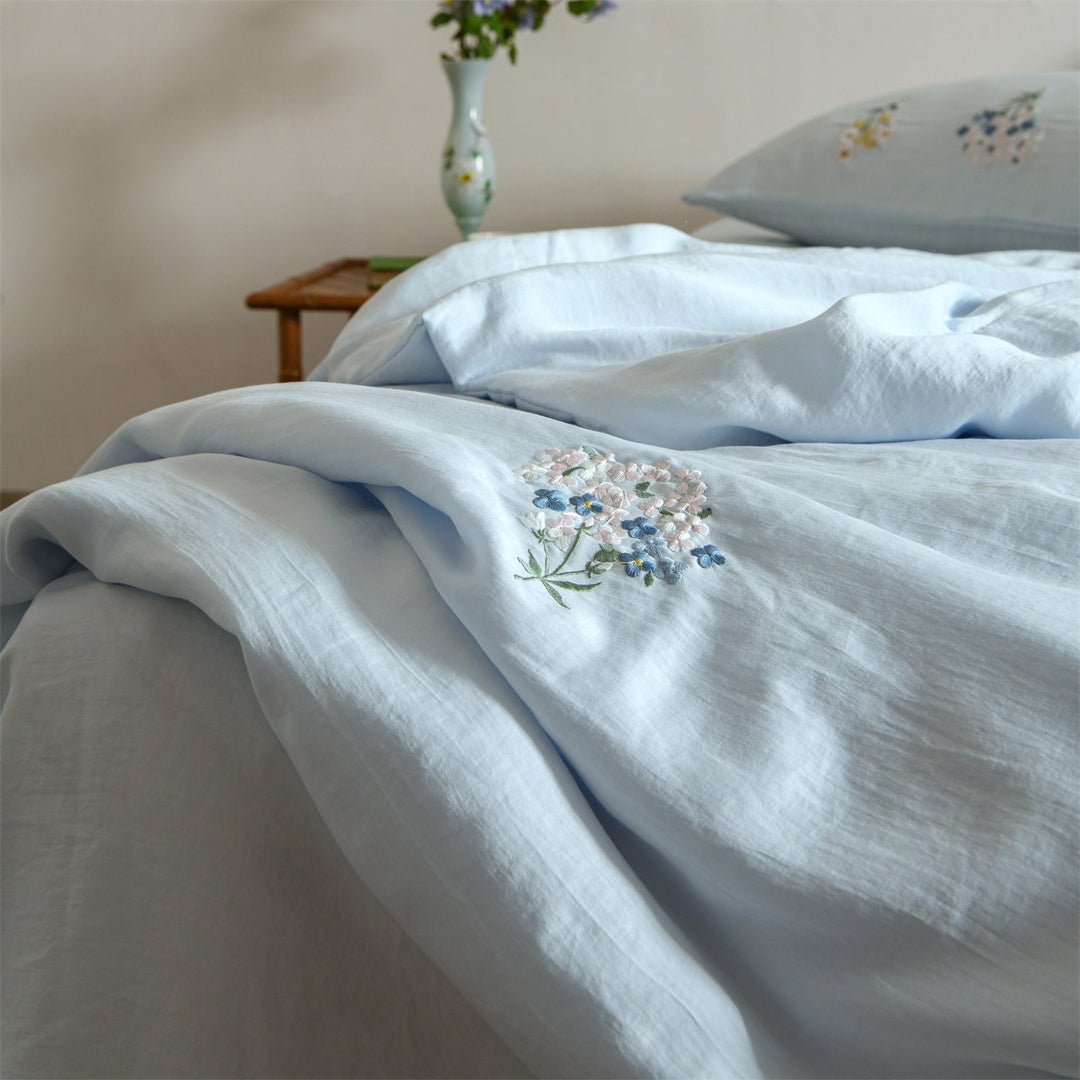 Embroidered linen-cotton bedding set with soft wash quality